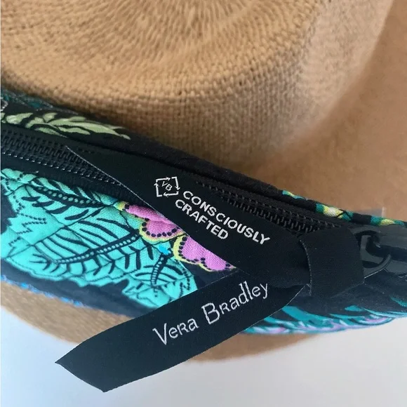 Vera Bradley Island Green Convertible Wristlet - Picture 4 of 8